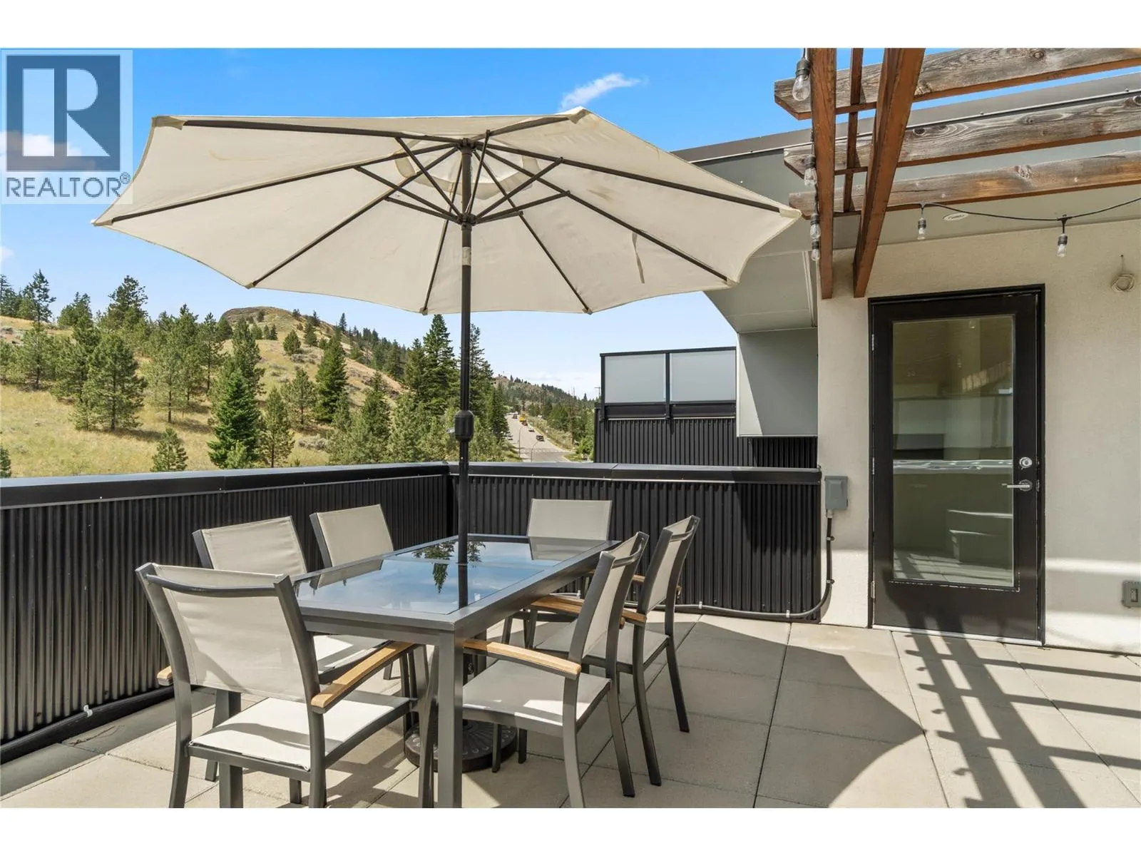 1395 PRAIRIE ROSE Drive Unit# 15