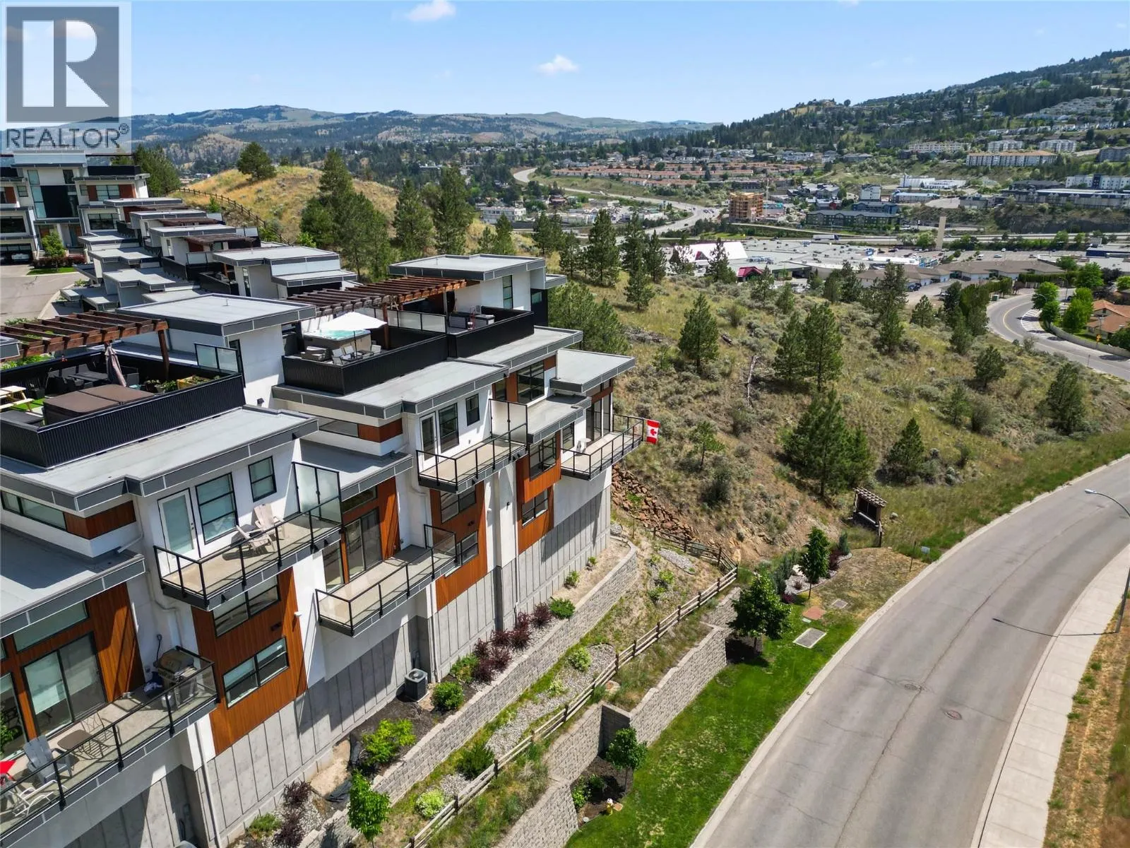 1395 PRAIRIE ROSE Drive Unit# 15