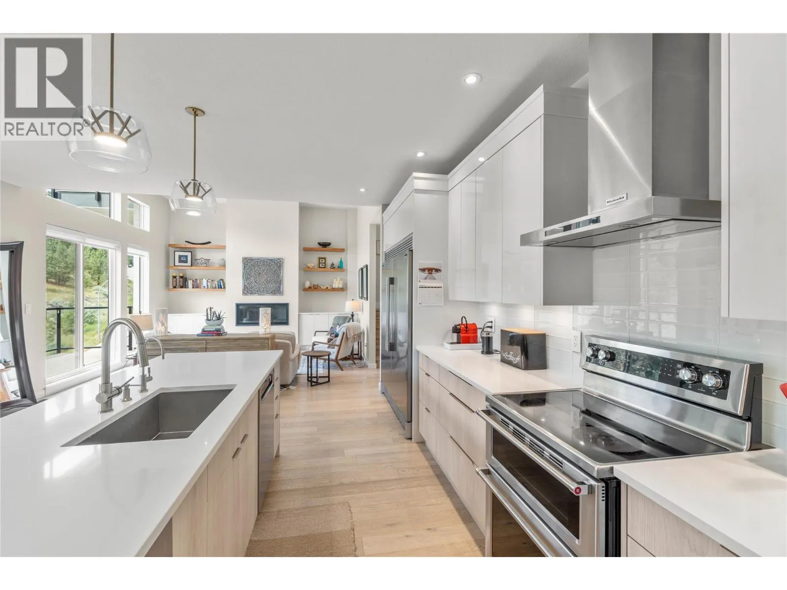 1395 PRAIRIE ROSE Drive Unit# 15