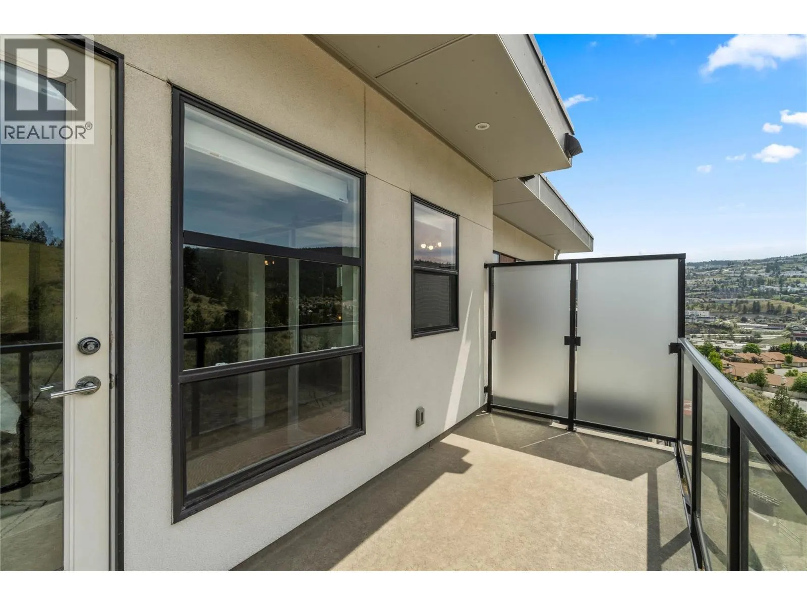 1395 PRAIRIE ROSE Drive Unit# 15