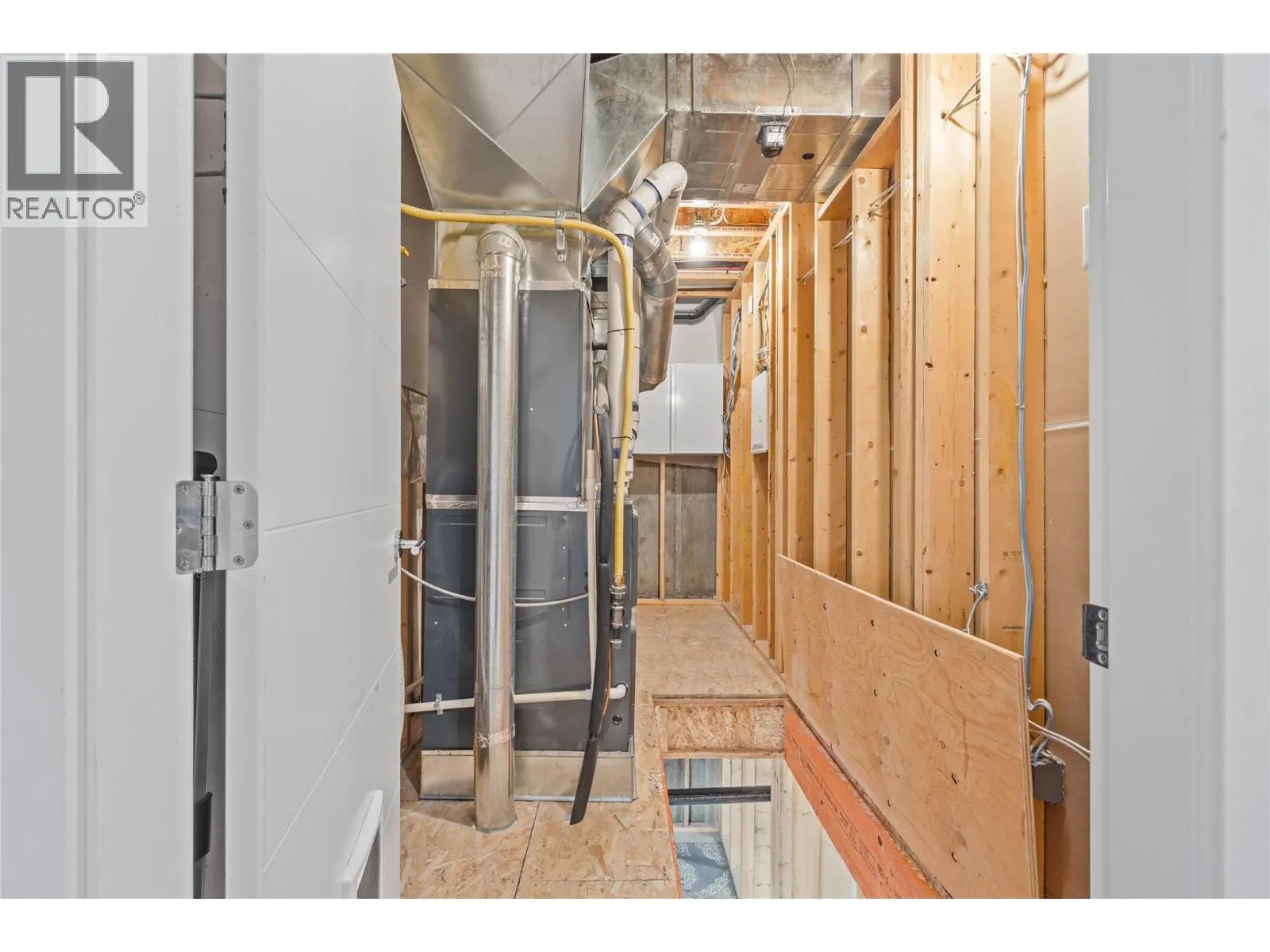 1395 PRAIRIE ROSE Drive Unit# 15