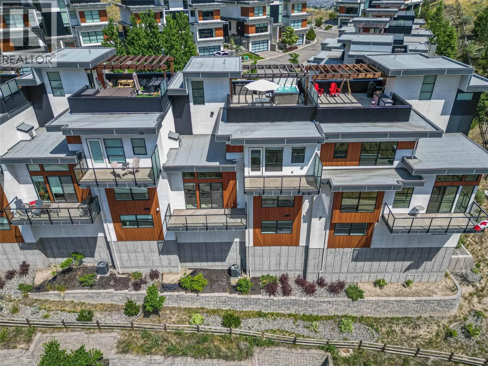 1395 PRAIRIE ROSE Drive Unit# 15