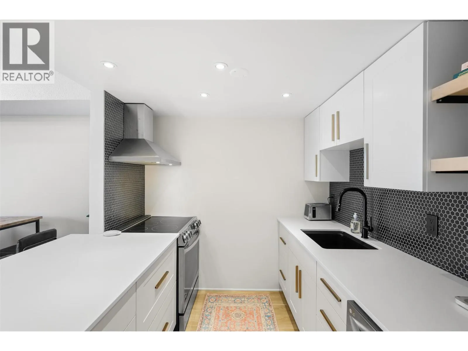 1750 SUMMIT Drive Unit# 57