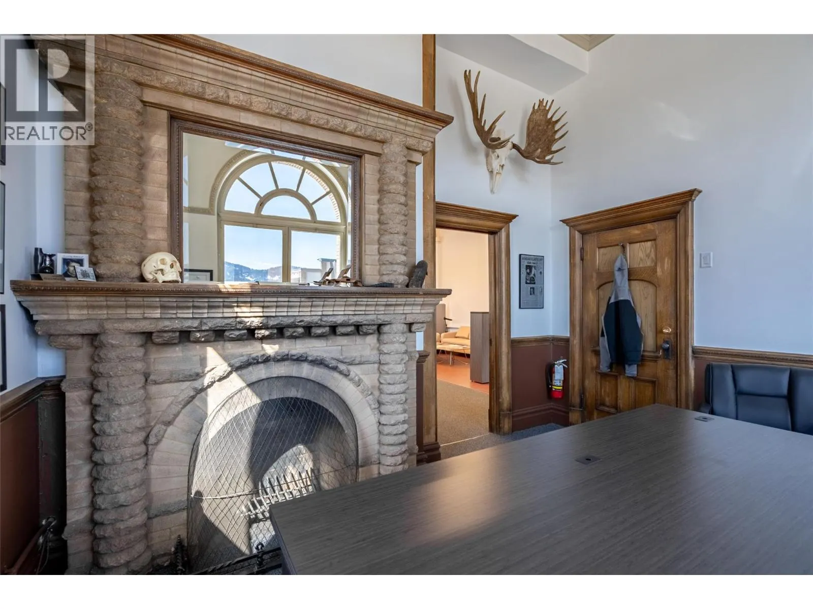 2004 Columbia Avenue