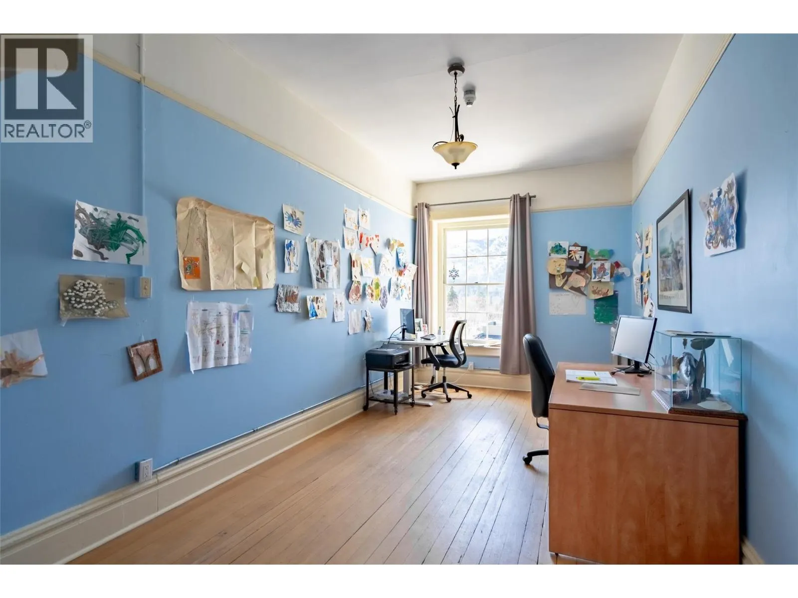 2004 Columbia Avenue