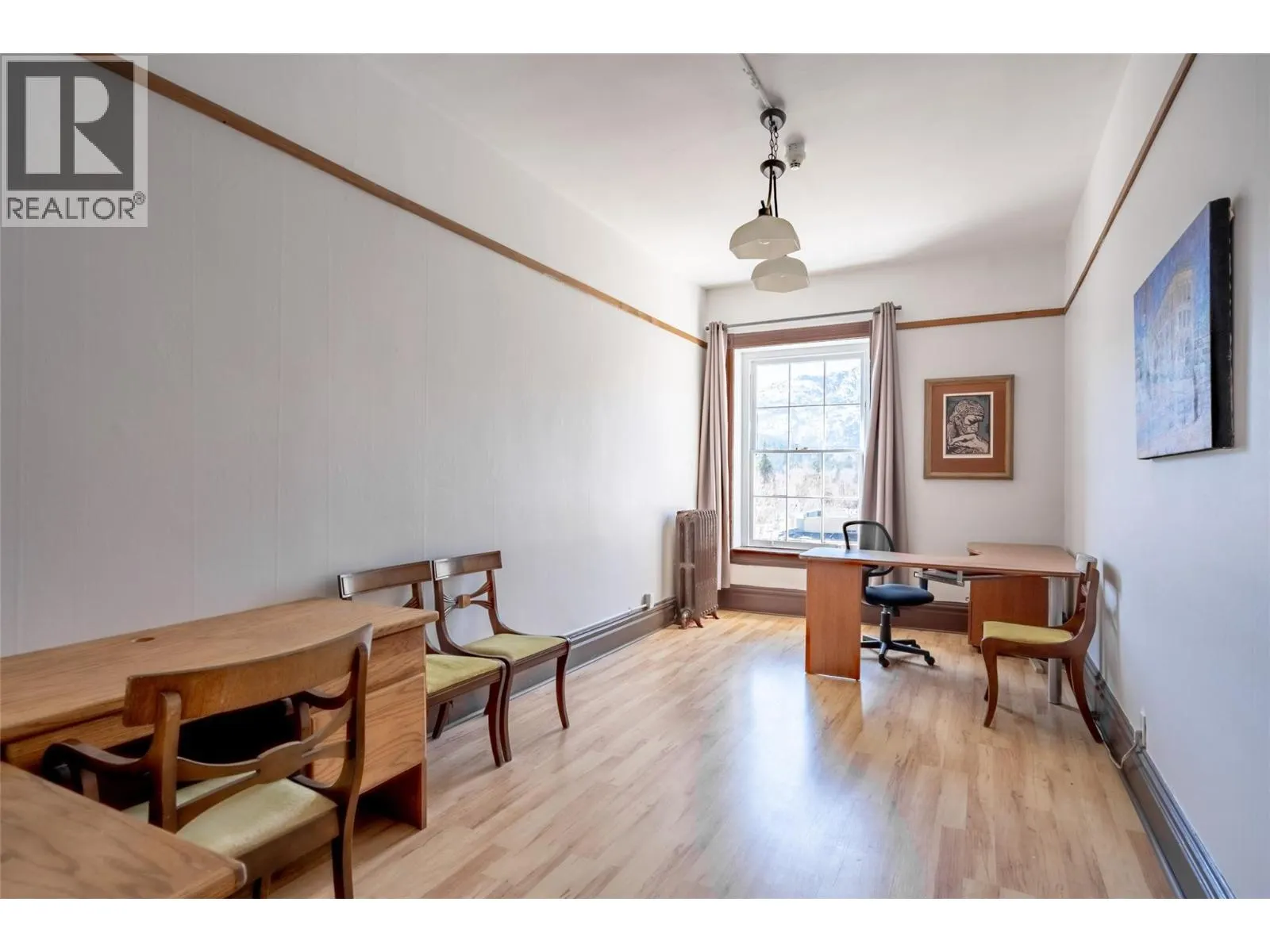 2004 Columbia Avenue