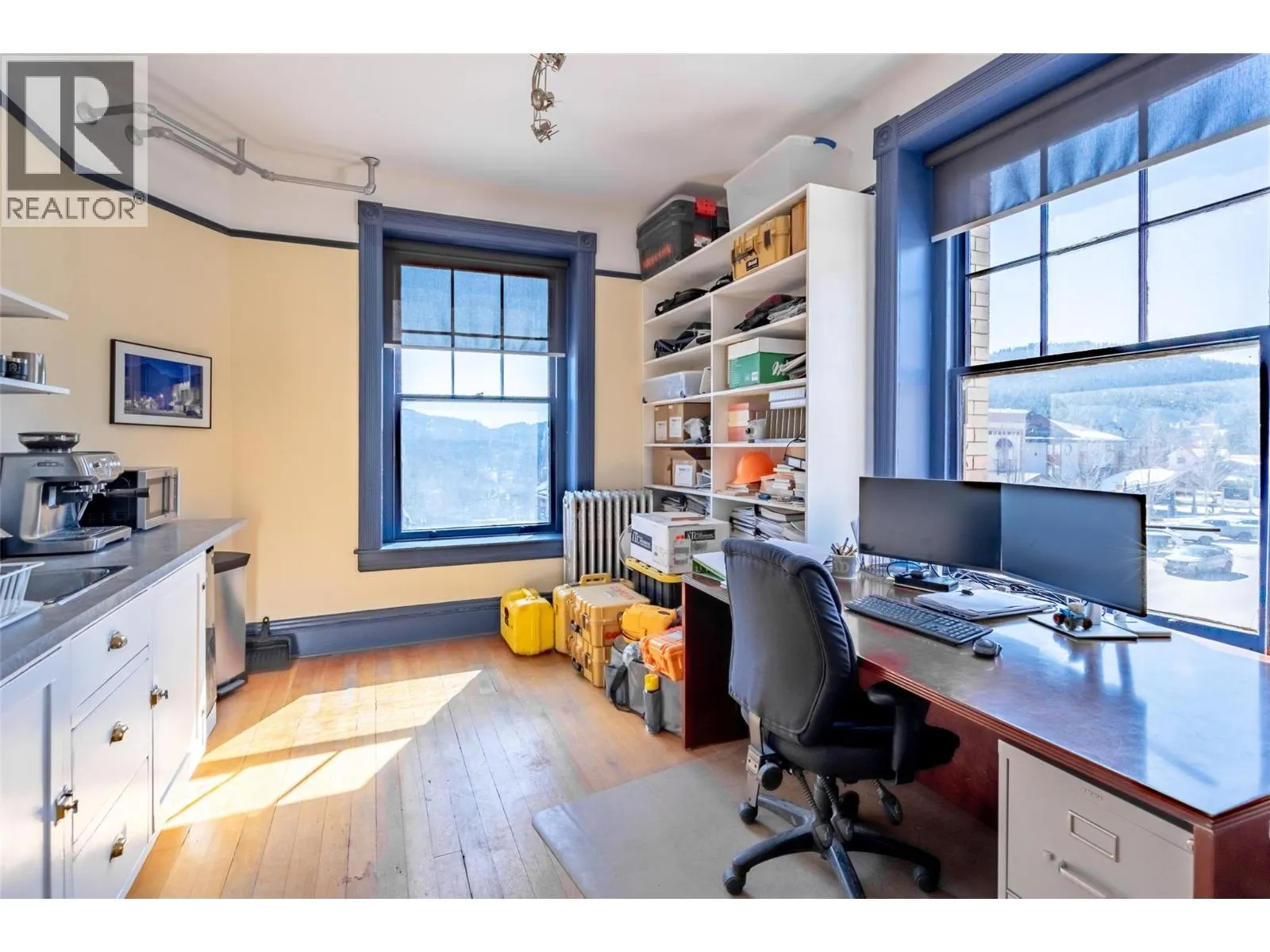 2004 Columbia Avenue