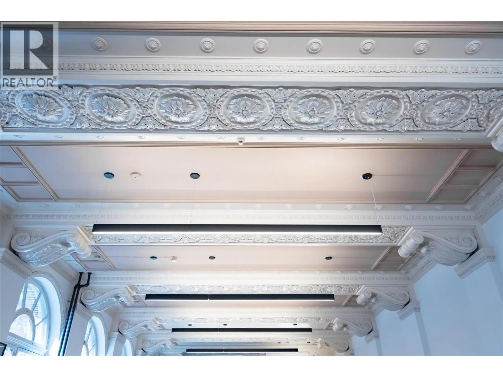 2004 Columbia Avenue