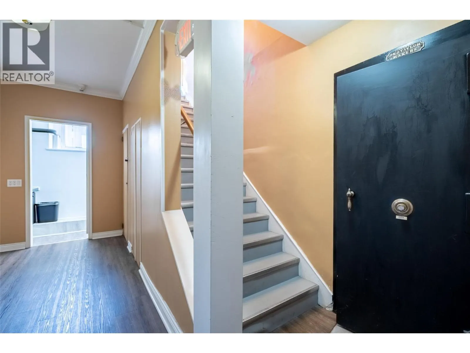 2004 Columbia Avenue