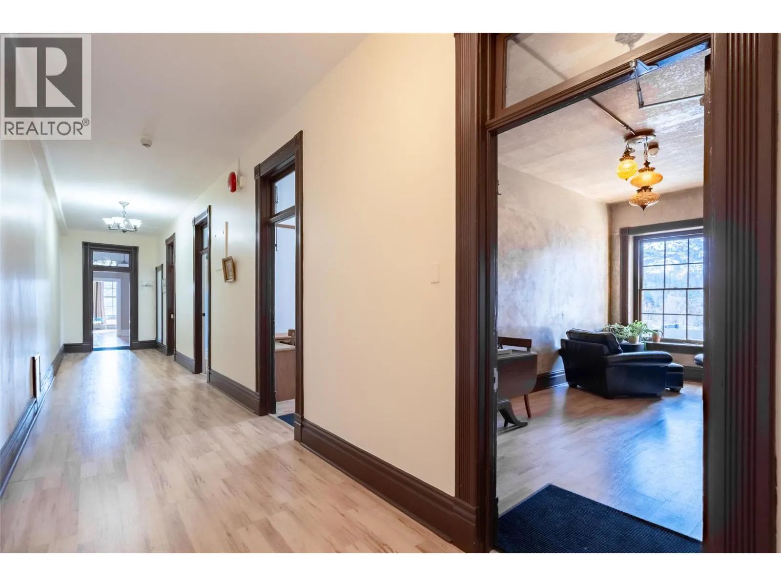 2004 Columbia Avenue