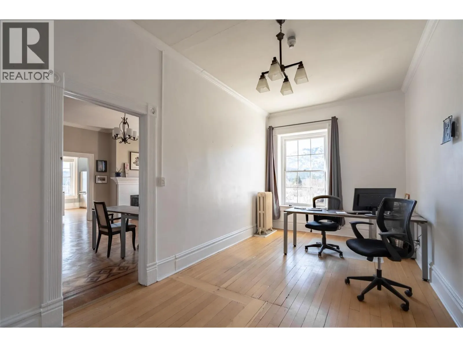 2004 Columbia Avenue