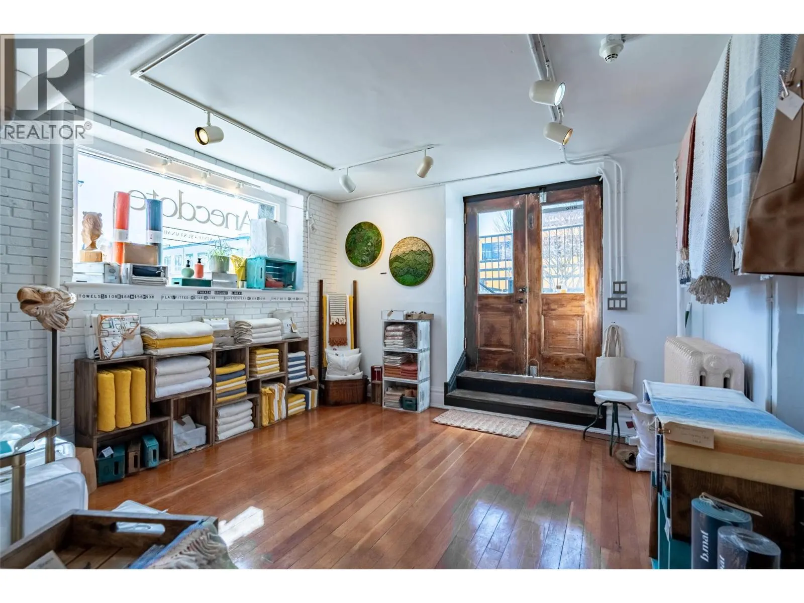 2004 Columbia Avenue