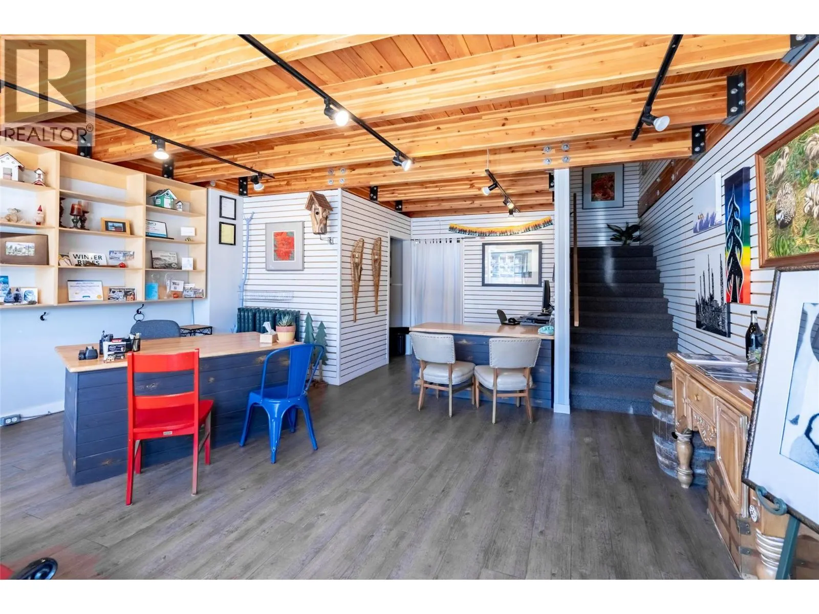 2004 Columbia Avenue