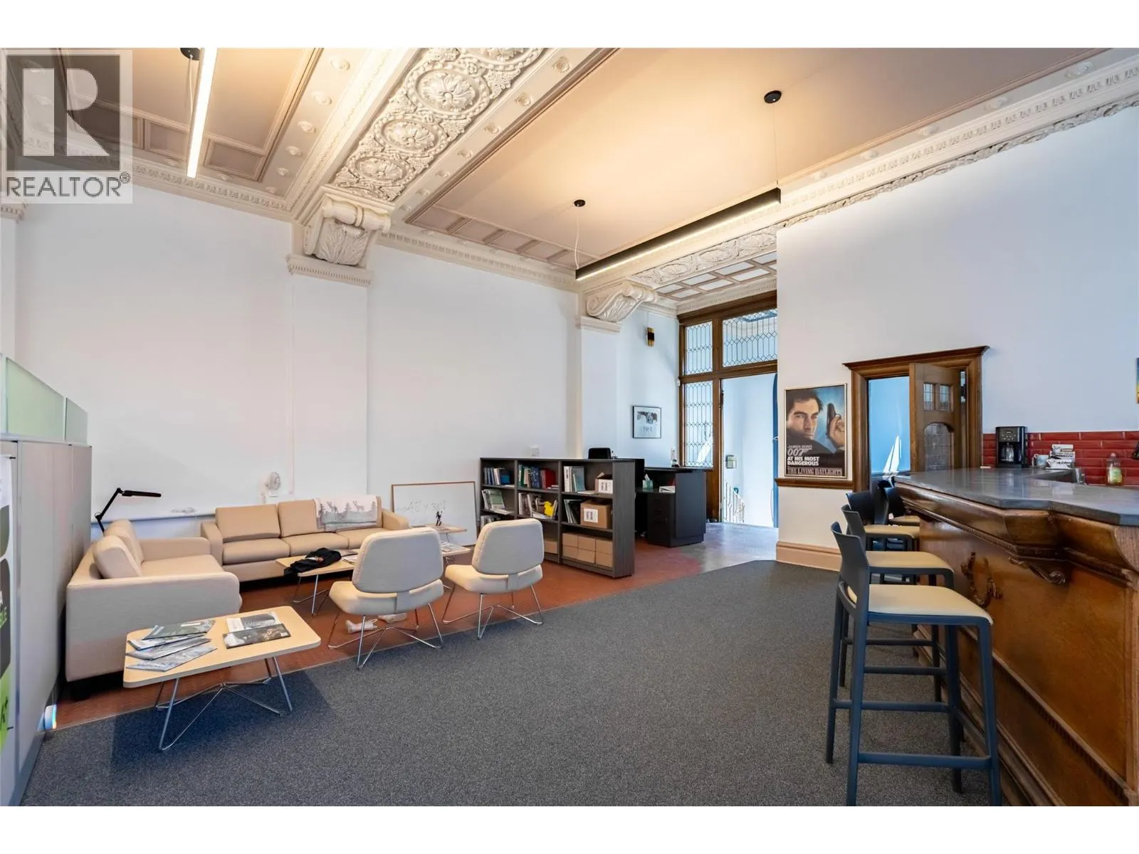 2004 Columbia Avenue