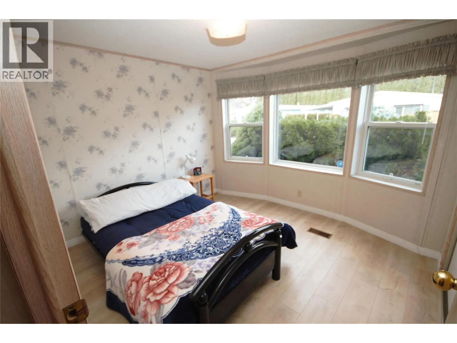 8598 Hwy 97 Unit# 33