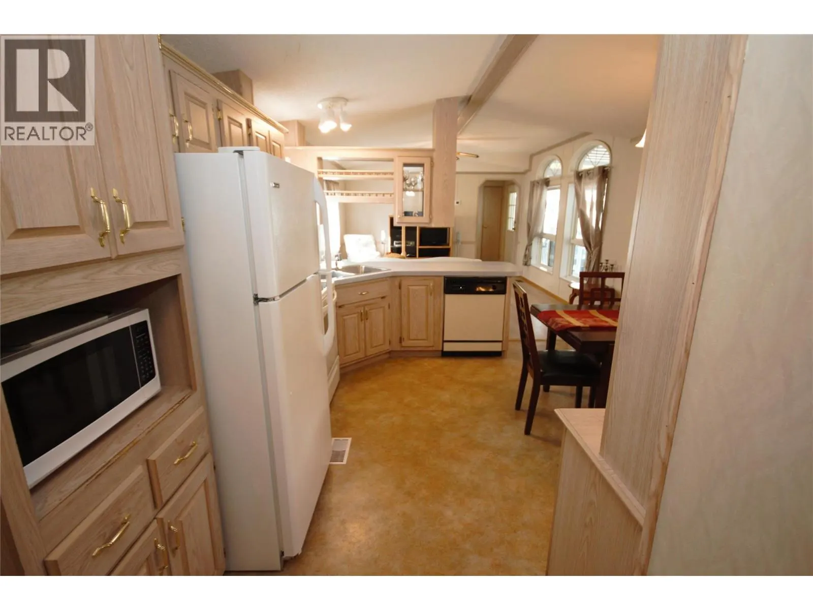 8598 Hwy 97 Unit# 33