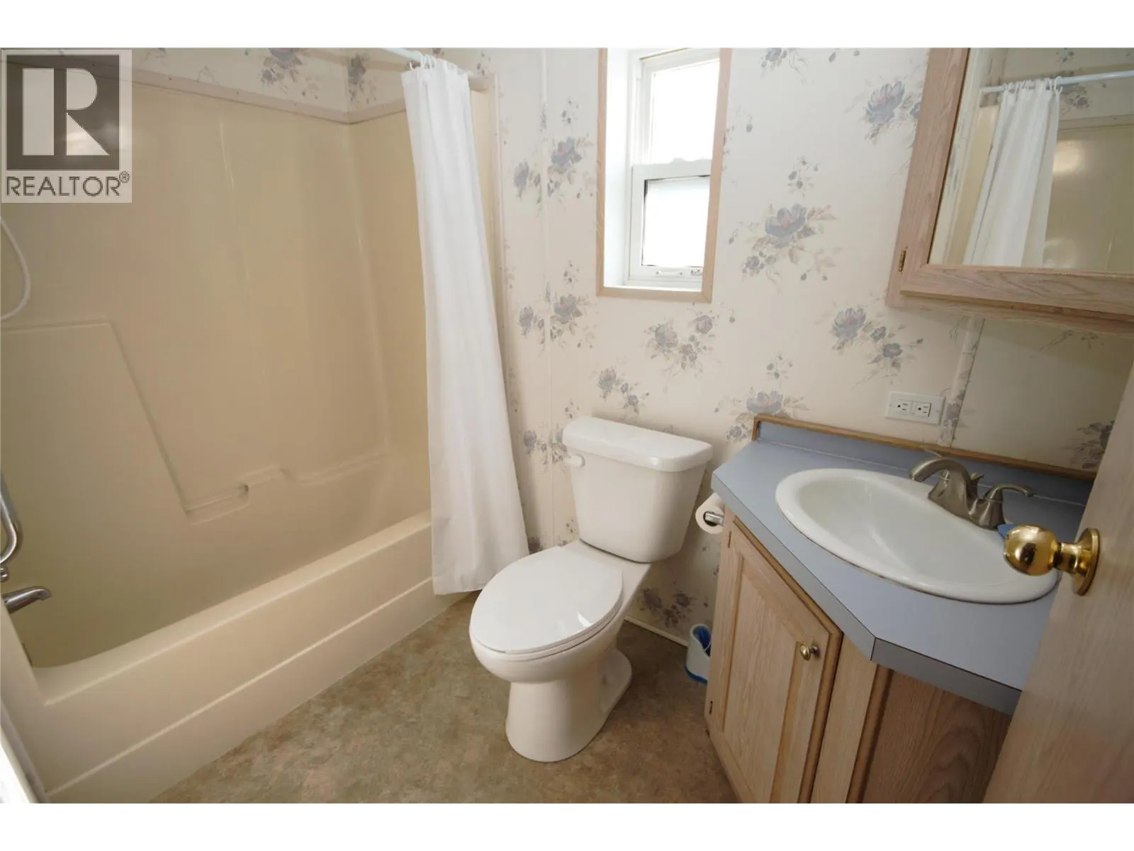 8598 Hwy 97 Unit# 33