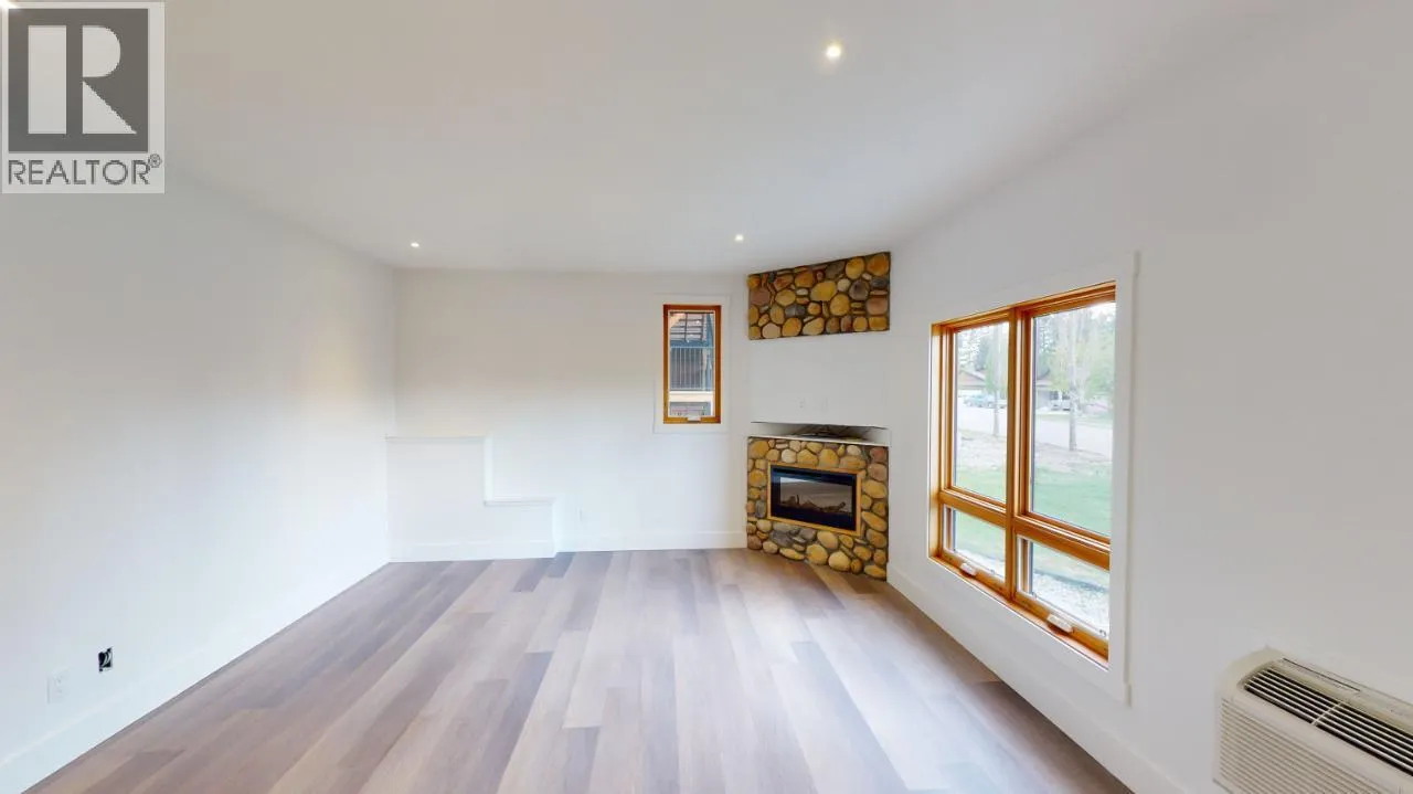 7291 PROSPECTOR Avenue Unit# 401