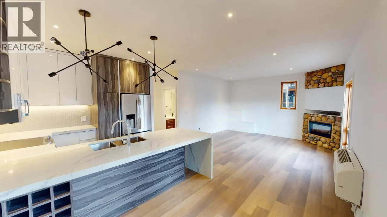 7291 PROSPECTOR Avenue Unit# 401