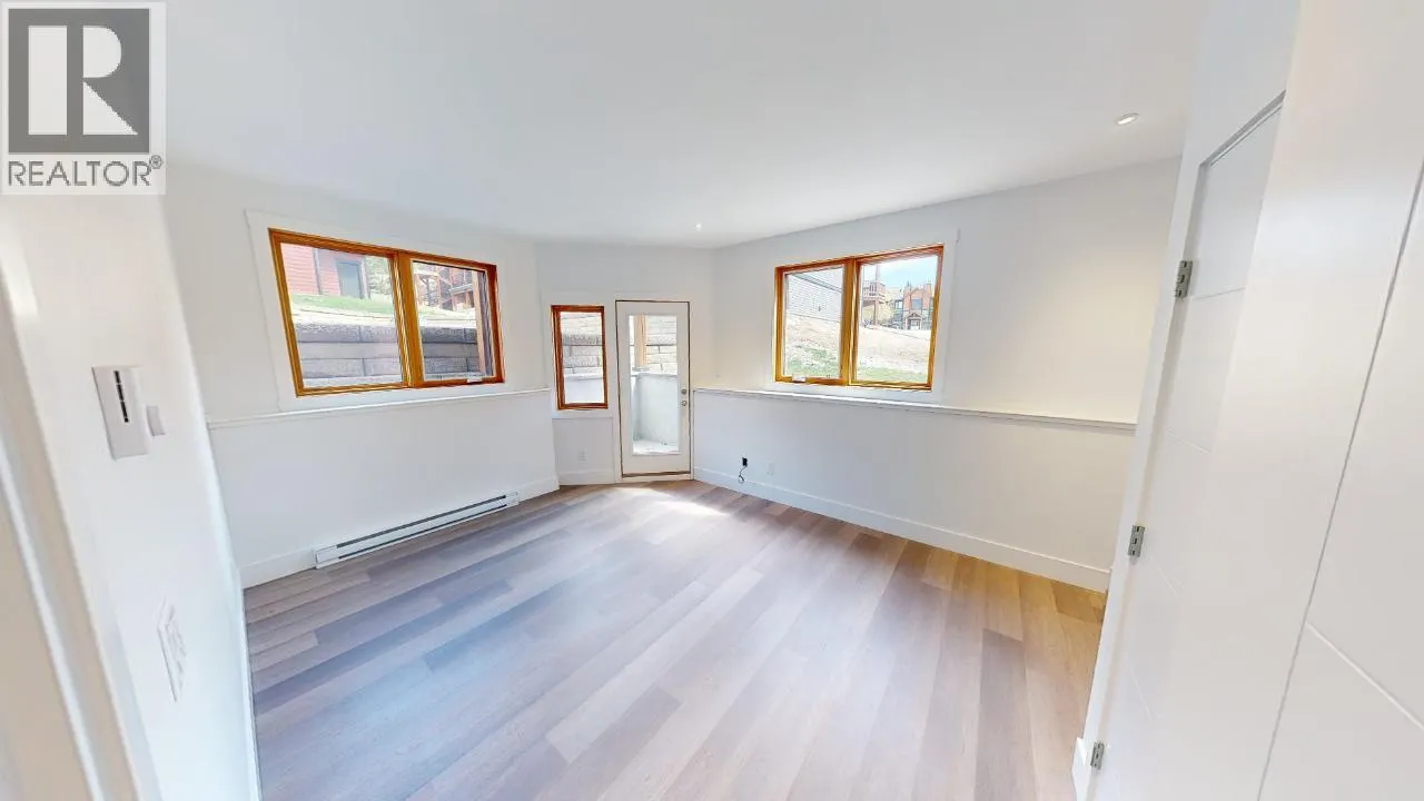 7291 PROSPECTOR Avenue Unit# 401