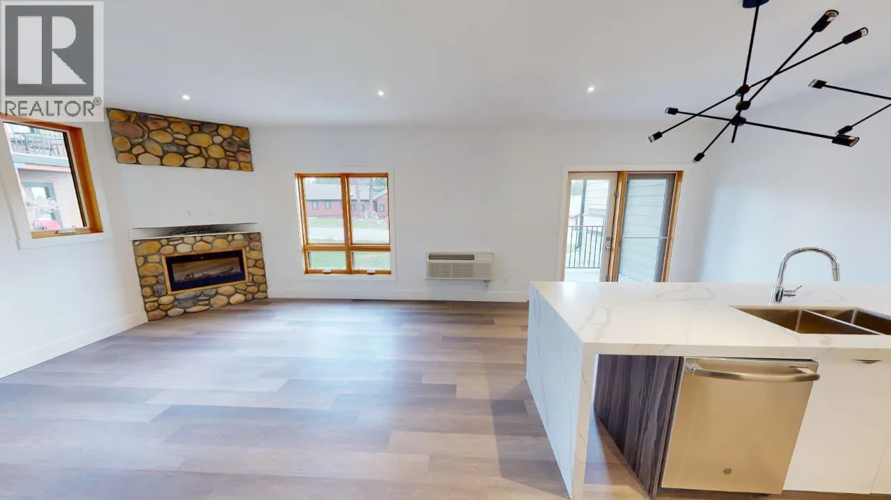 7291 PROSPECTOR Avenue Unit# 401