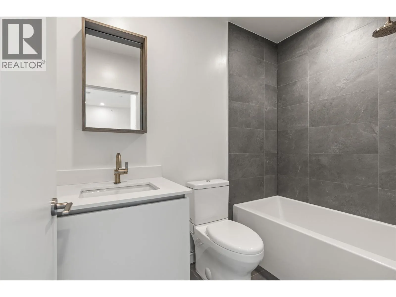 2760 Olalla Road Unit# 604