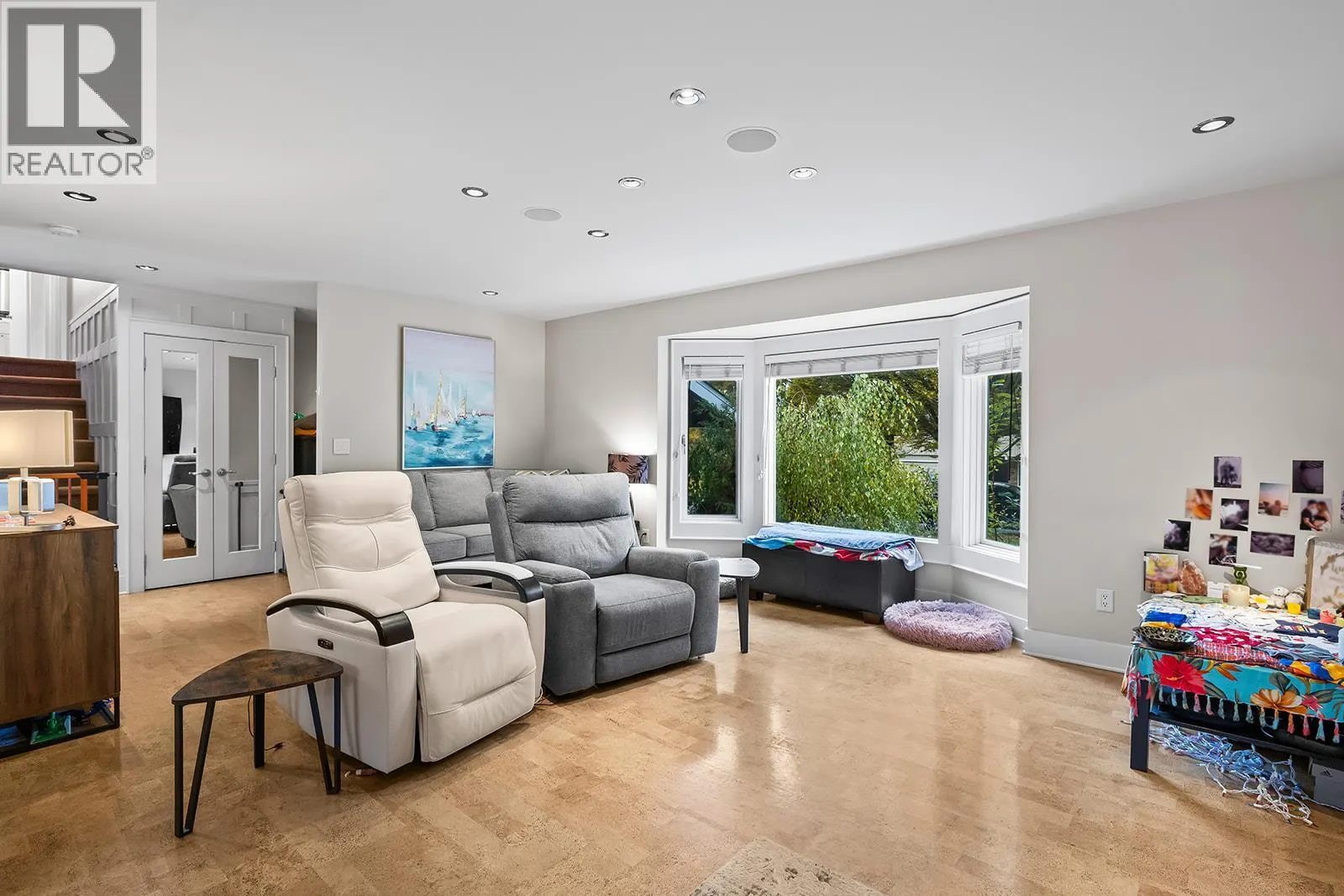 875 Coronado Crescent