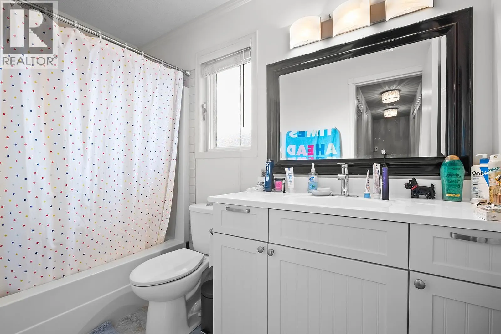 875 Coronado Crescent