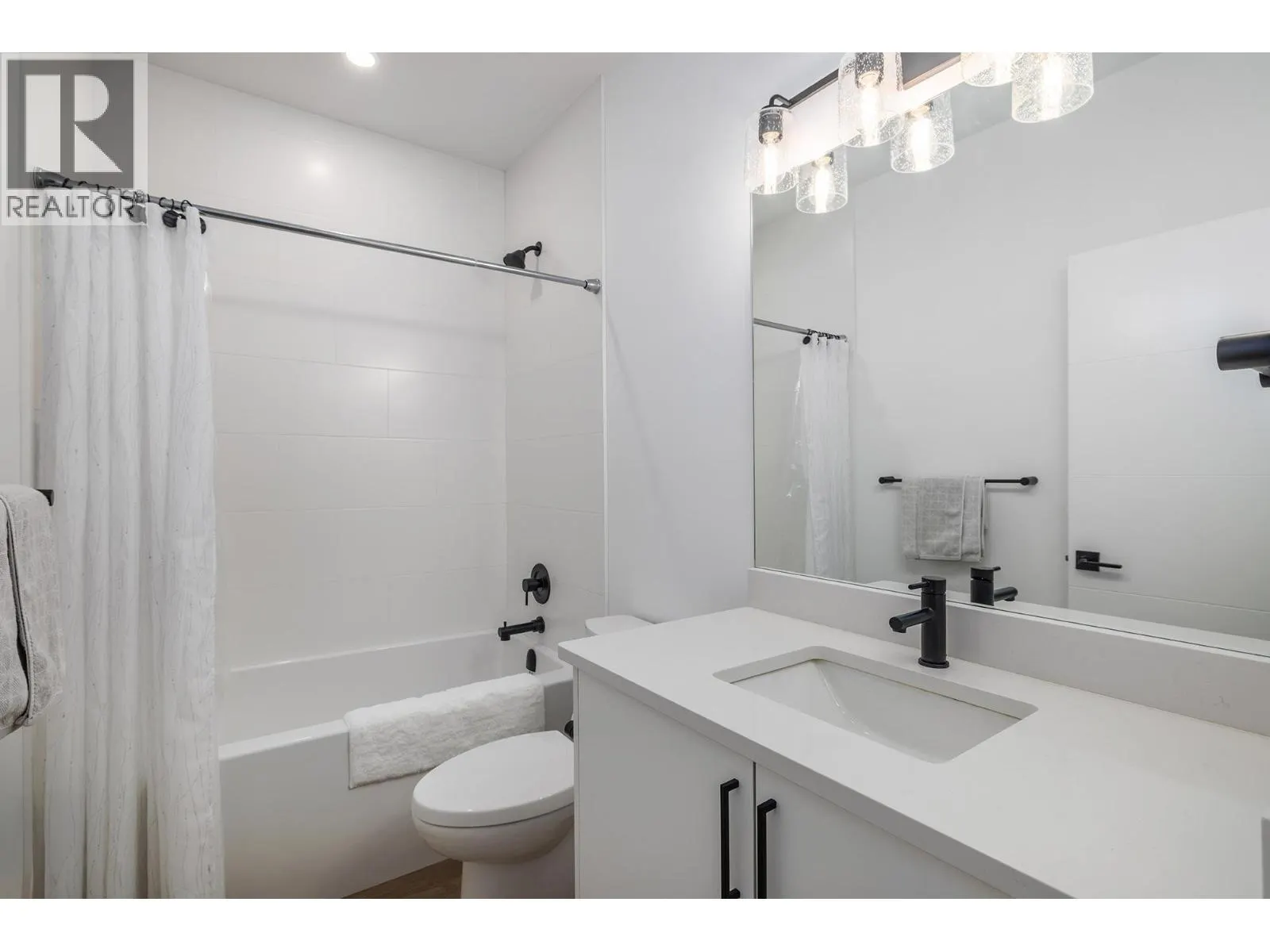 9201 Okanagan Centre Road W Unit# 22