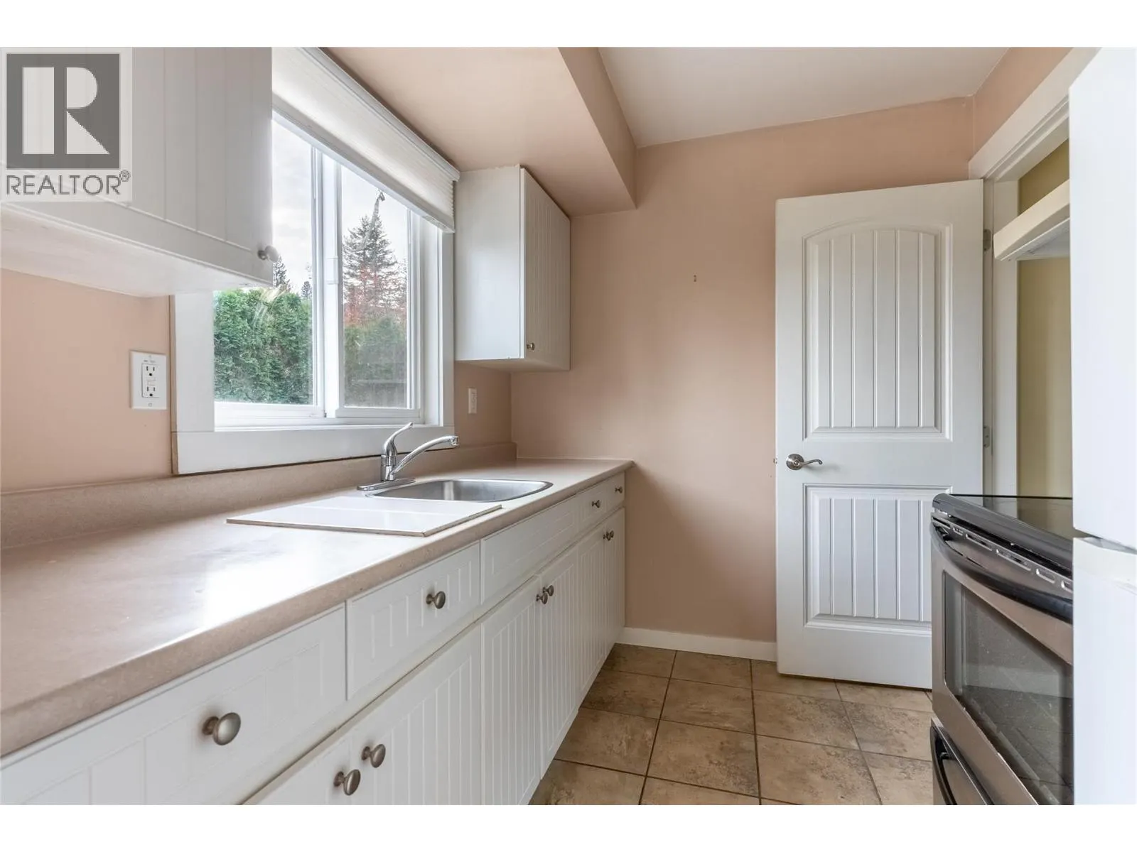 1605 Summit Drive Unit# 72