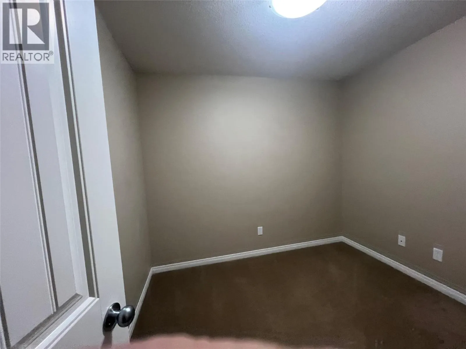 809 96 Avenue Unit# 6