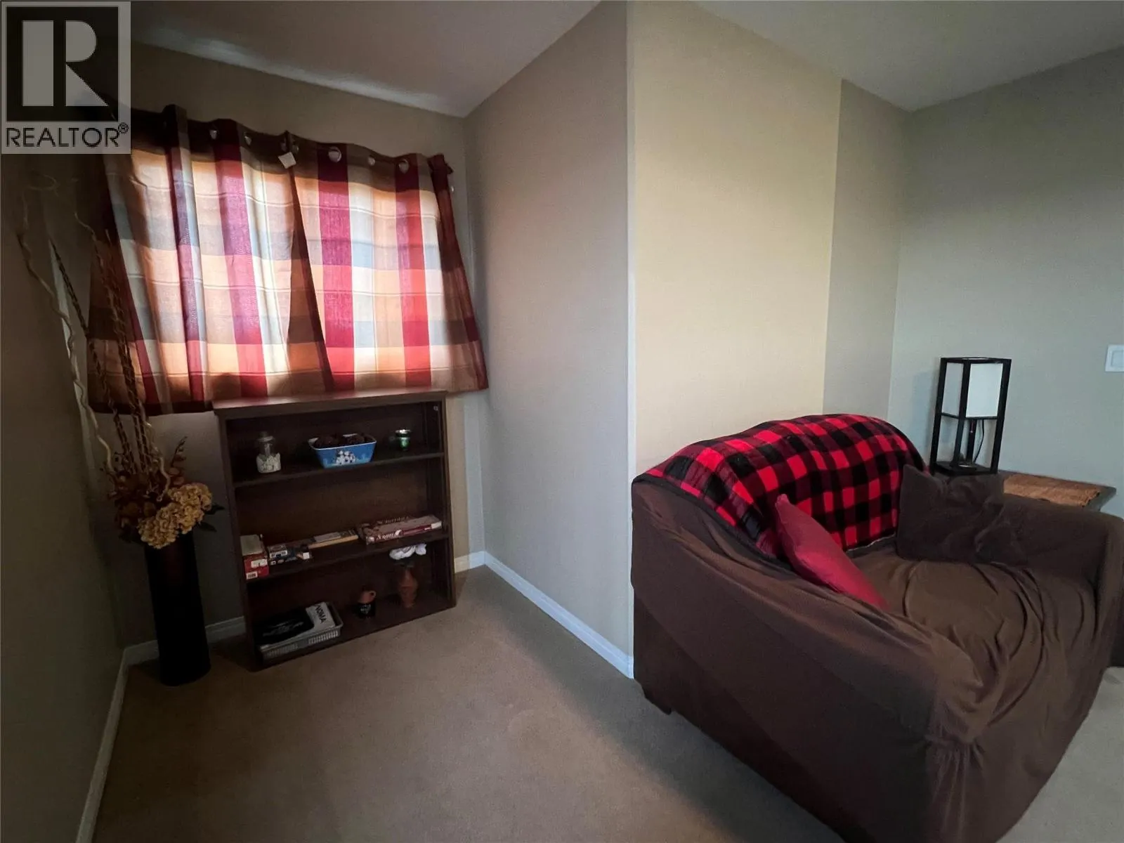 809 96 Avenue Unit# 6