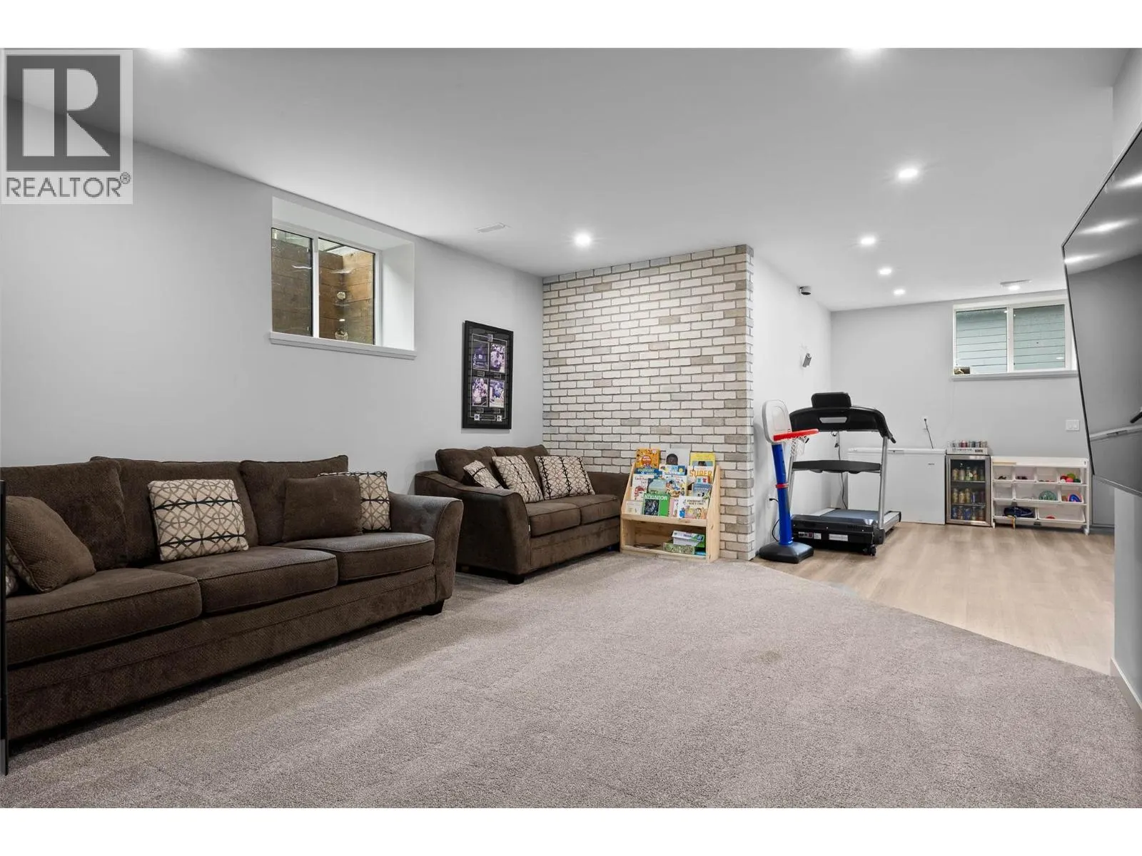 2085 GALORE Crescent