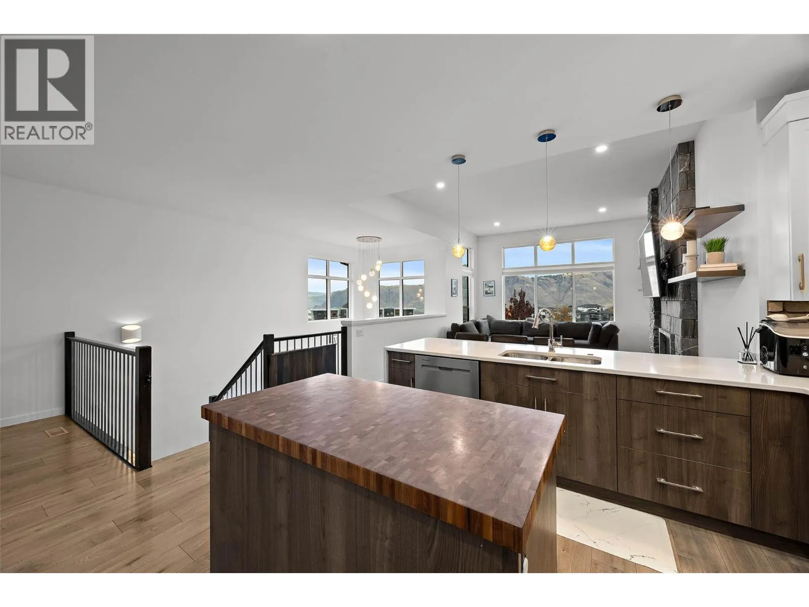 2085 GALORE Crescent