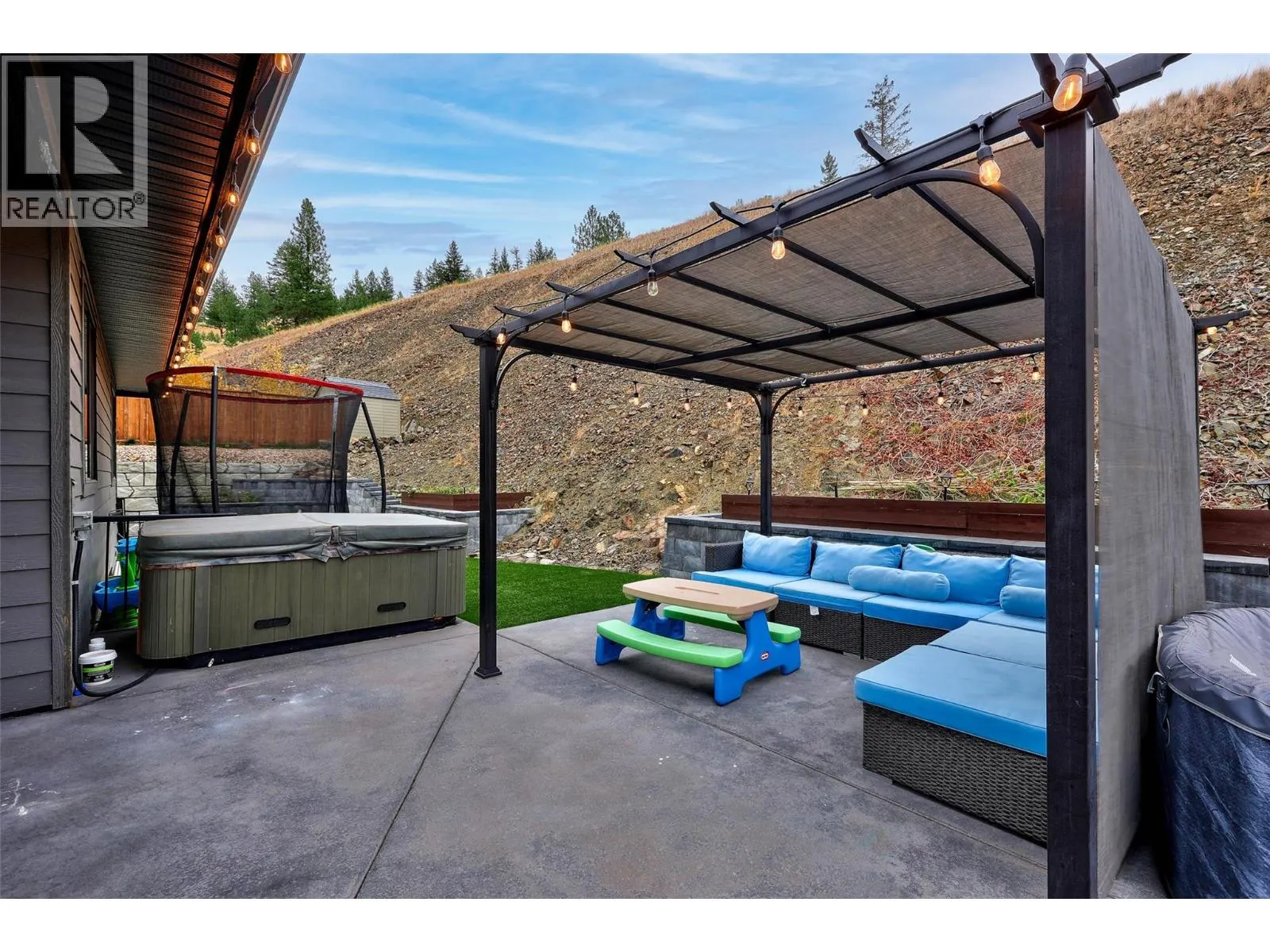 2085 GALORE Crescent