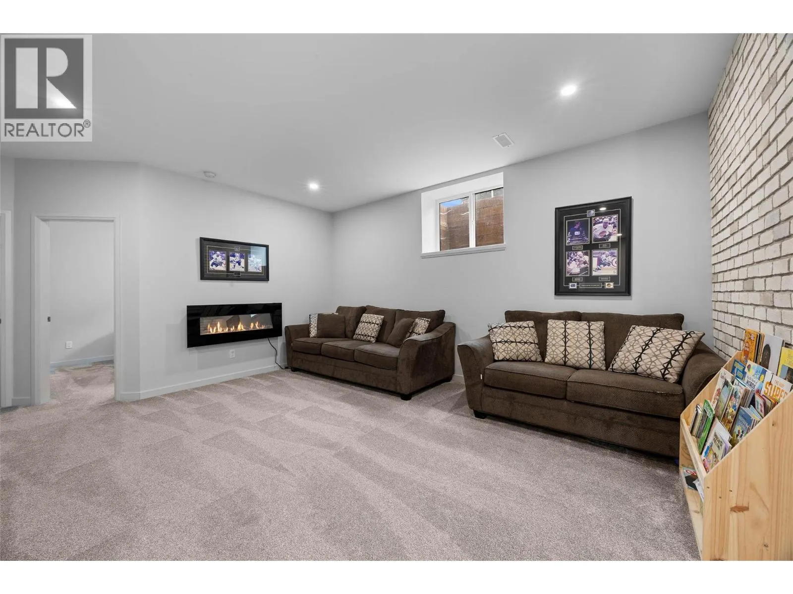 2085 GALORE Crescent