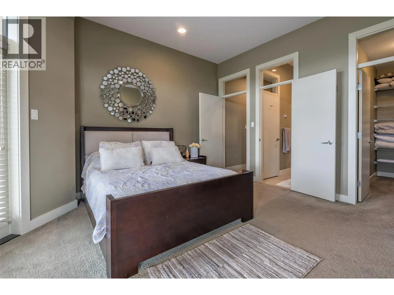 1117 Mt Fosthall Drive Unit# 10