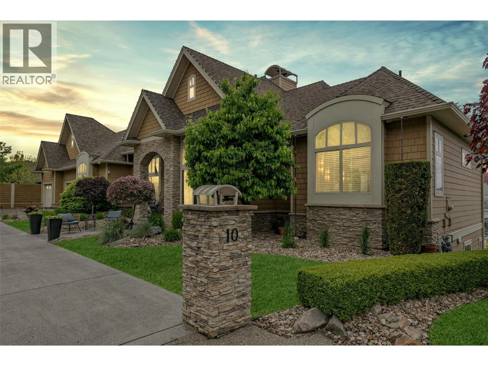 1117 Mt Fosthall Drive Unit# 10