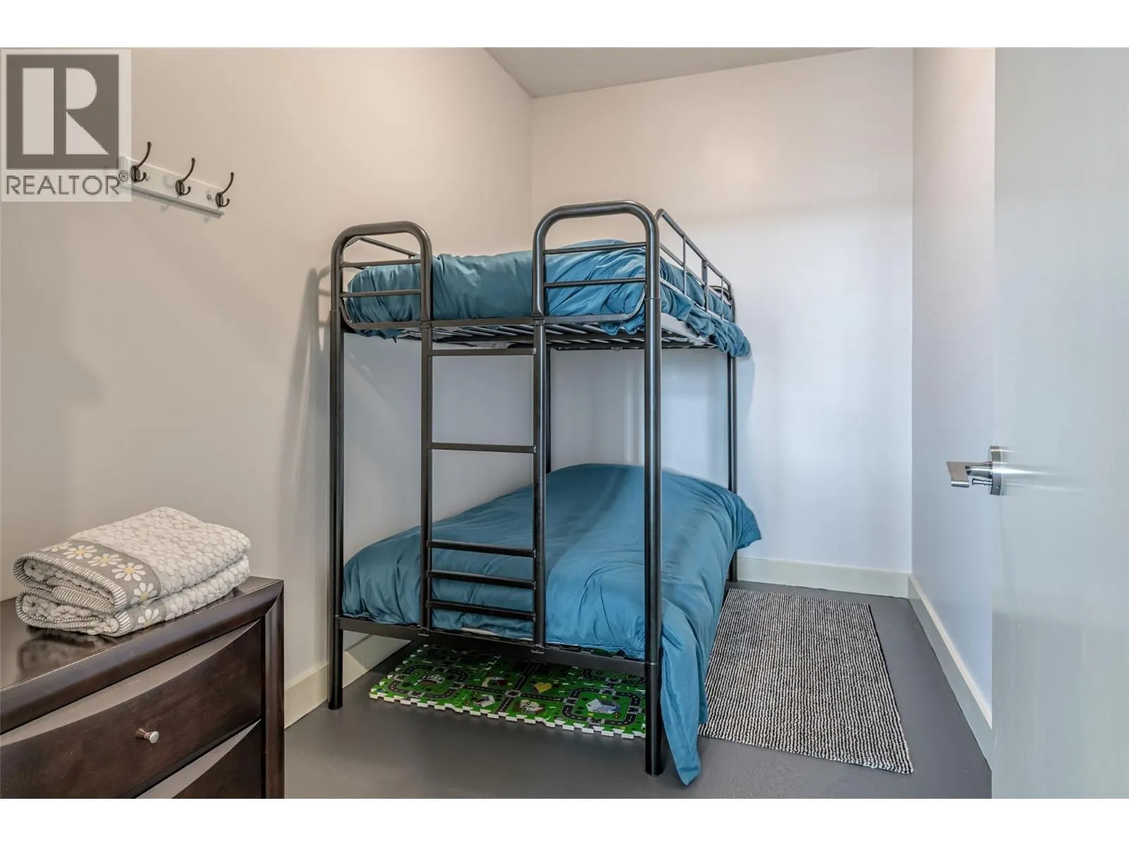 1117 Mt Fosthall Drive Unit# 10