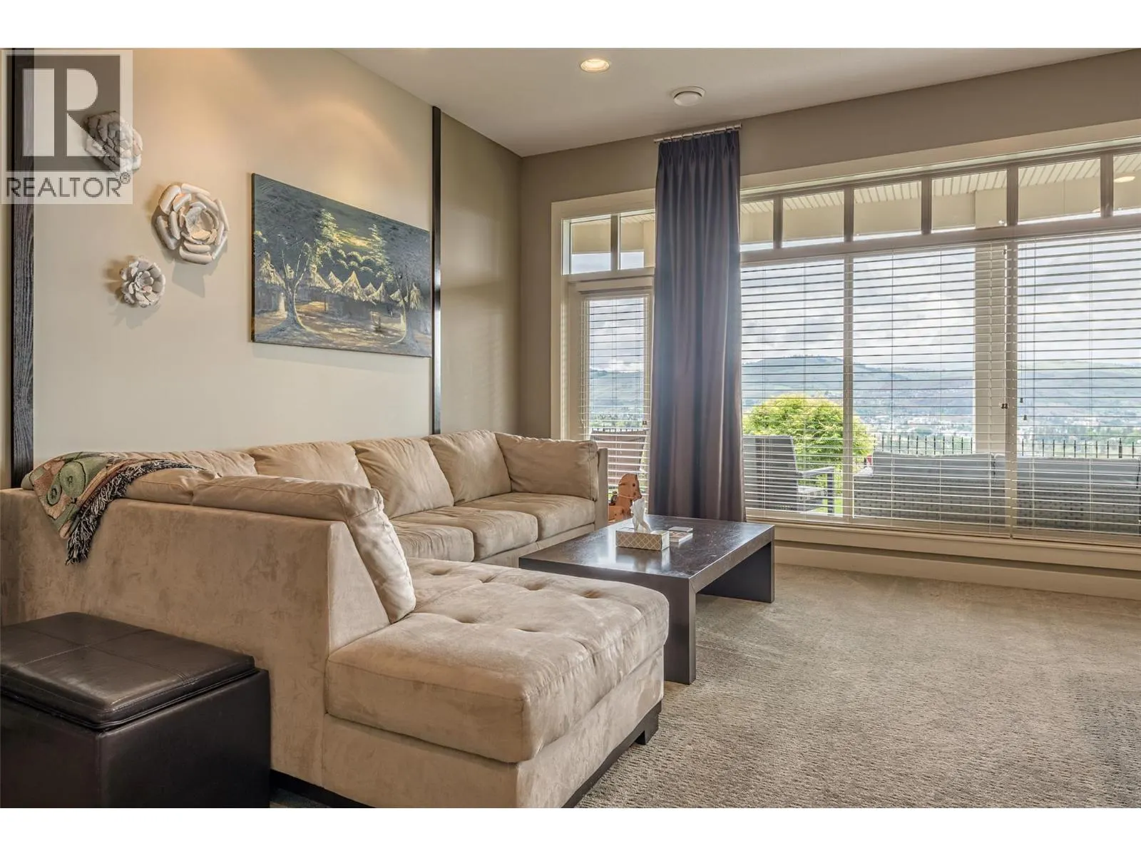 1117 Mt Fosthall Drive Unit# 10