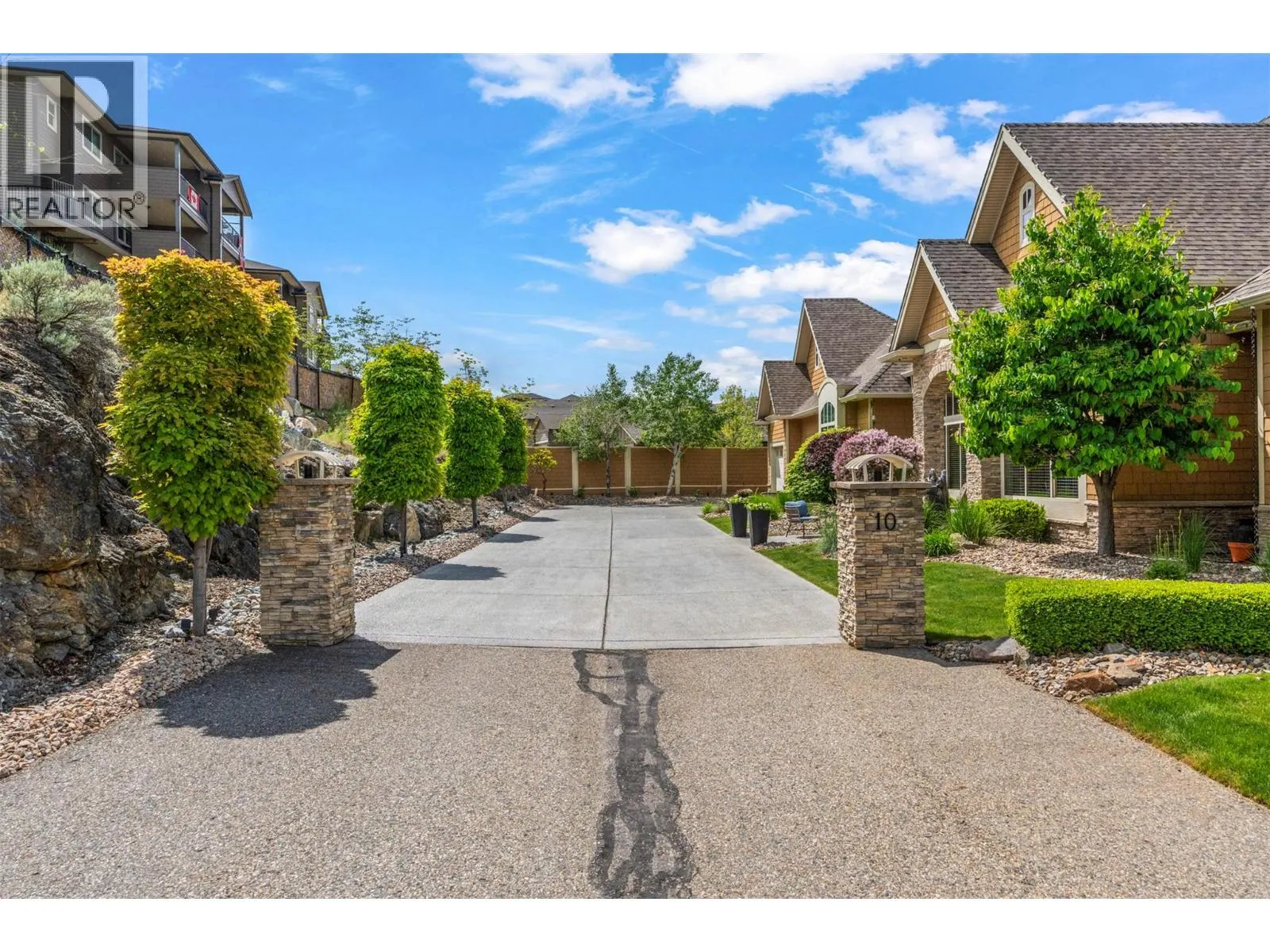 1117 Mt Fosthall Drive Unit# 10