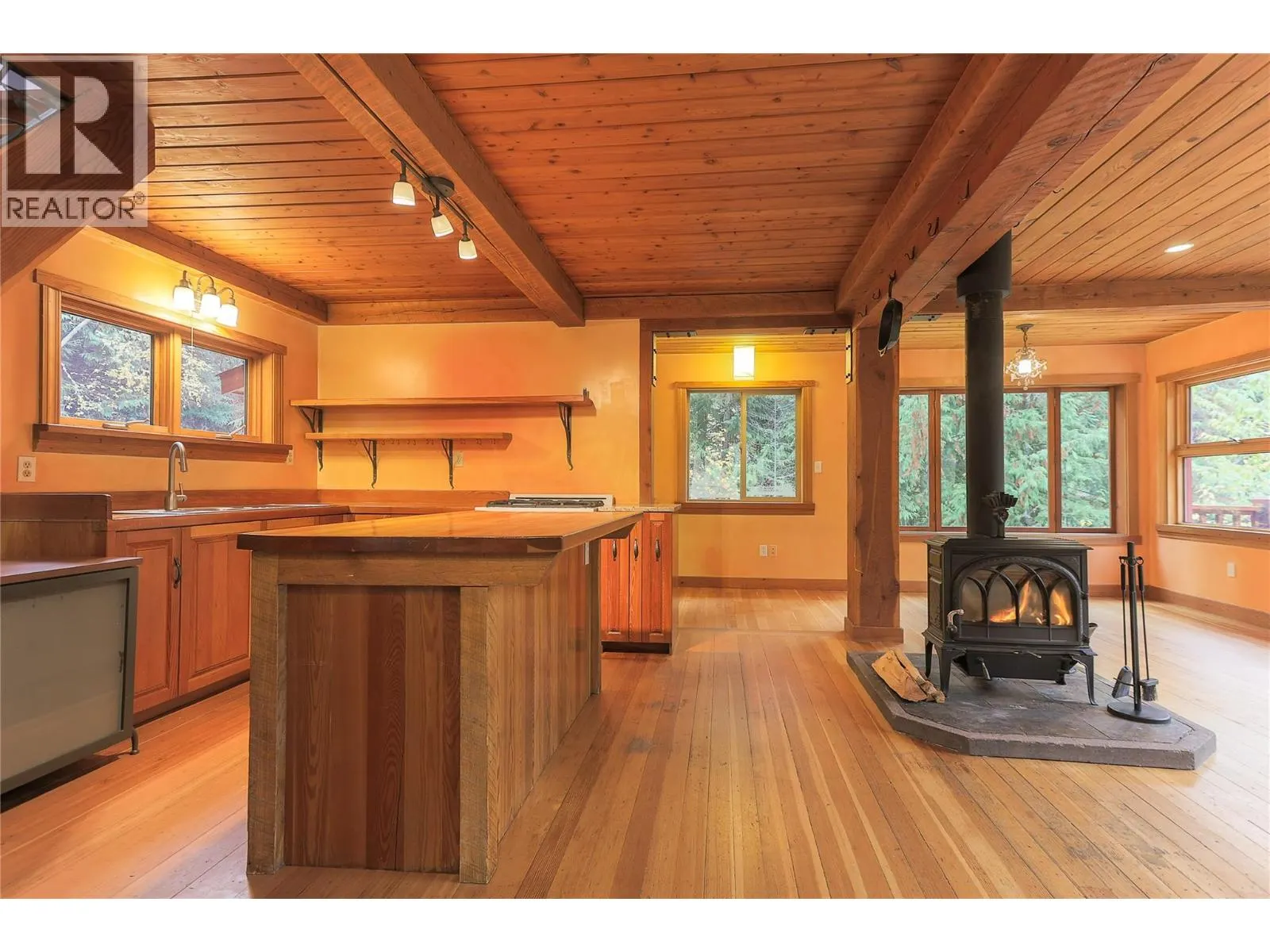 2565 SHOREACRES-GOOSE CREEK Road