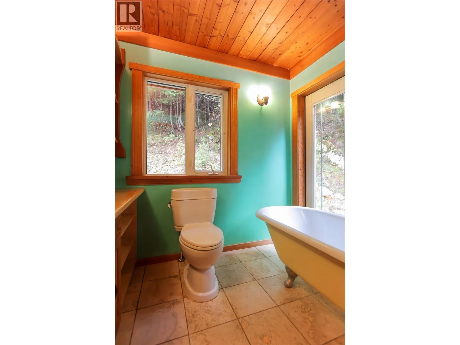 2565 SHOREACRES-GOOSE CREEK Road