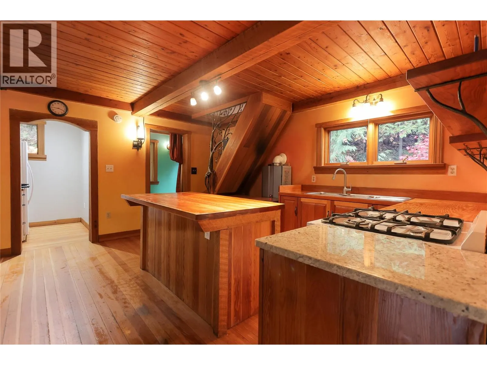 2565 SHOREACRES-GOOSE CREEK Road