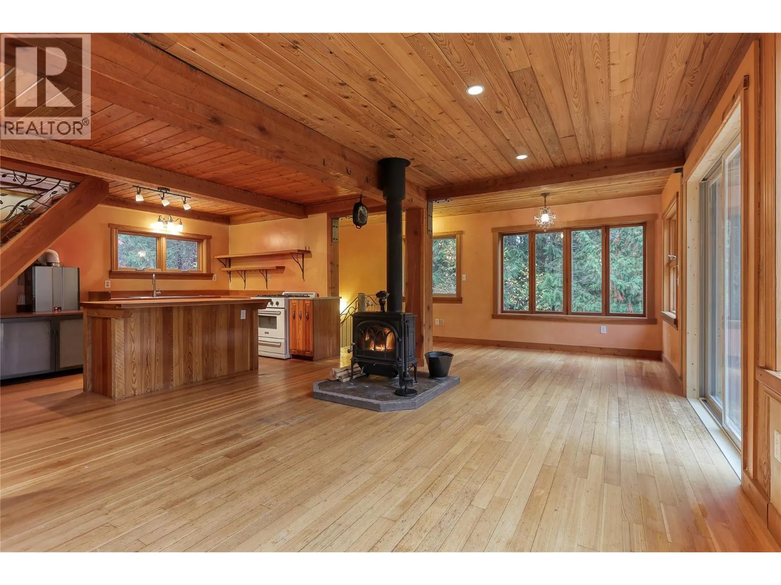 2565 SHOREACRES-GOOSE CREEK Road