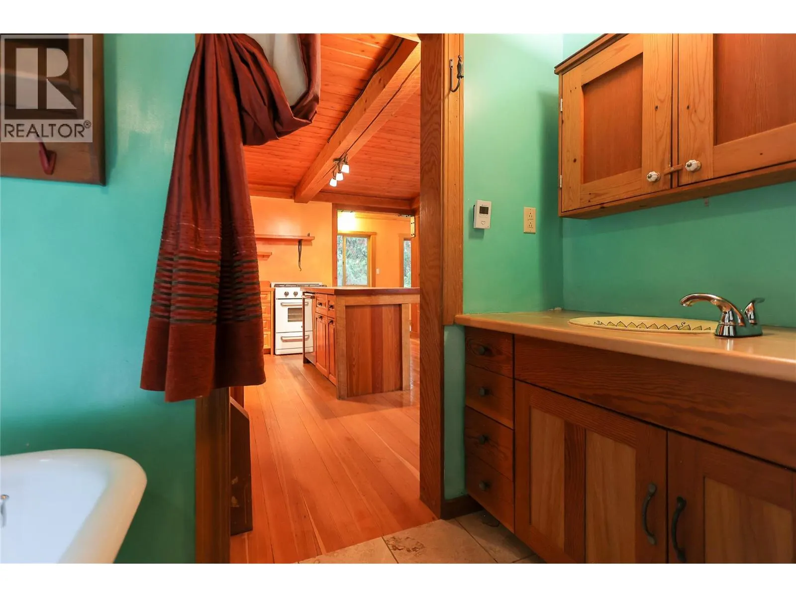 2565 SHOREACRES-GOOSE CREEK Road