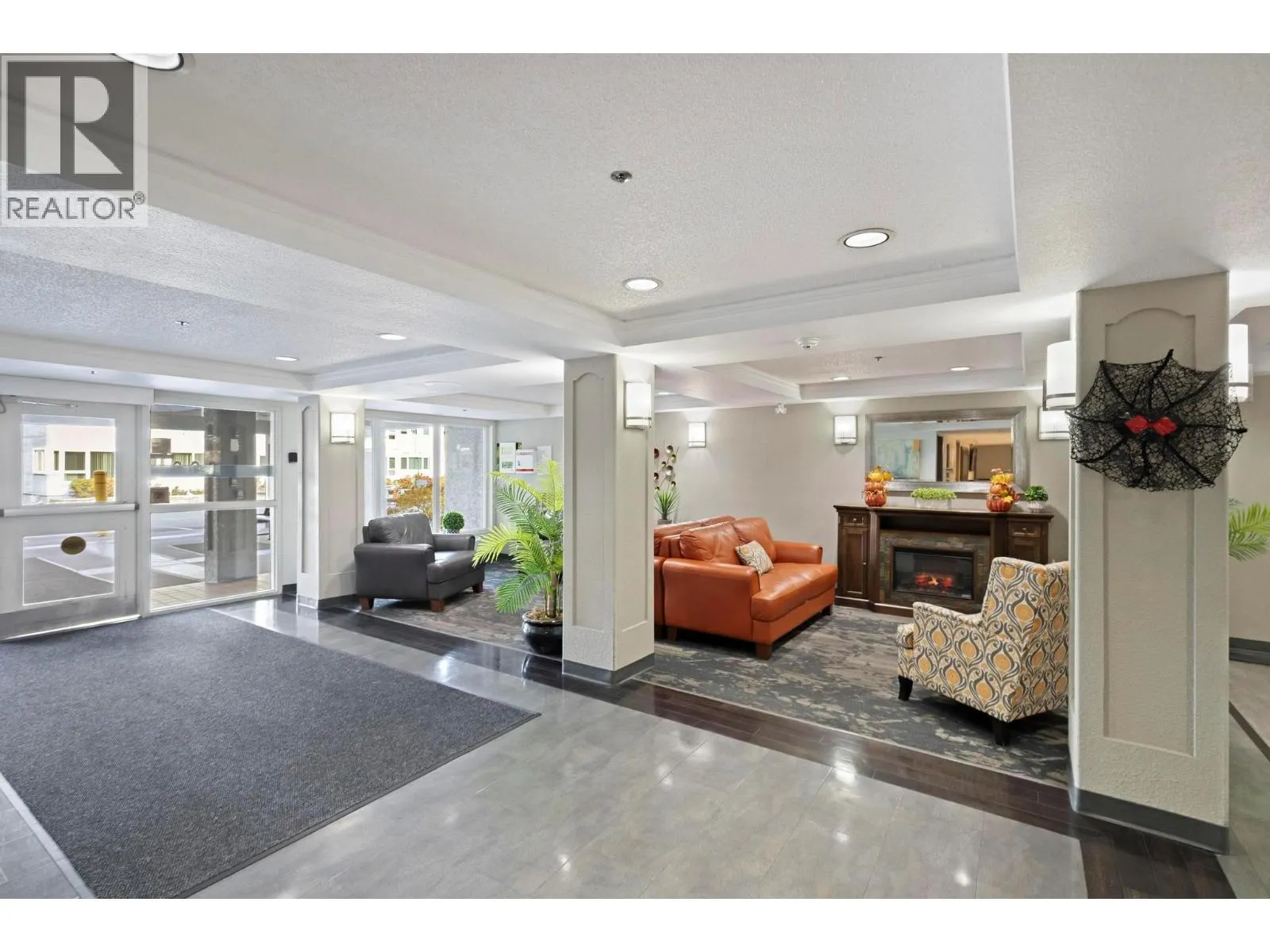 1045 Sutherland Avenue Unit# 112