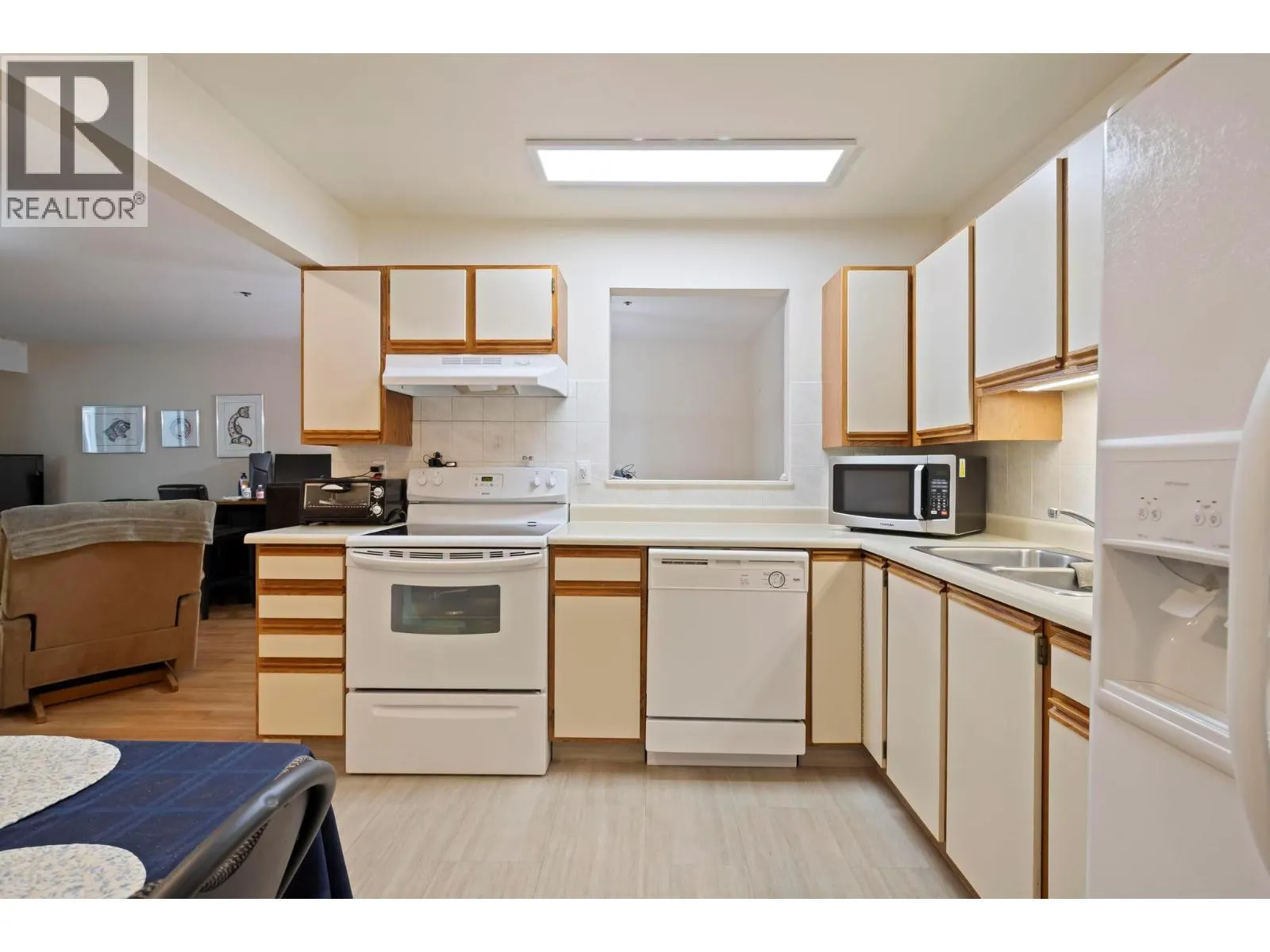 1045 Sutherland Avenue Unit# 112