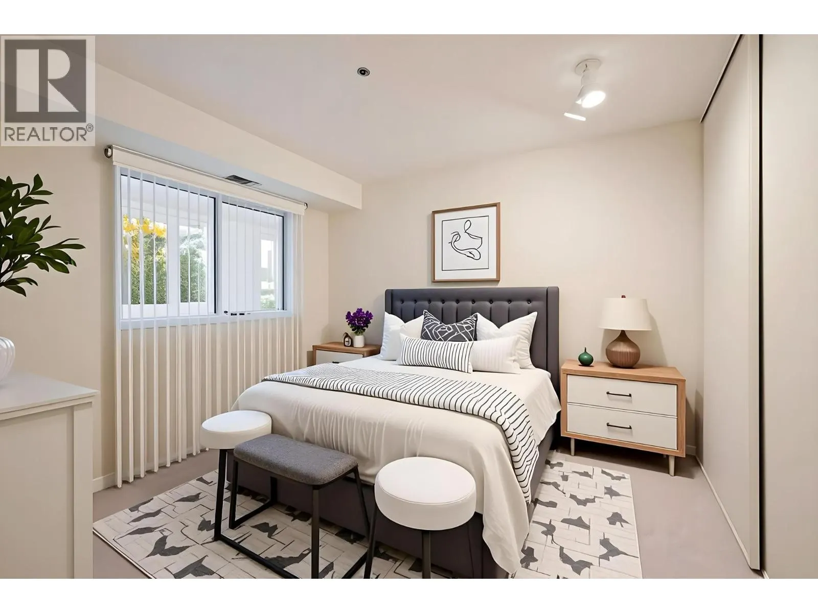 1045 Sutherland Avenue Unit# 112