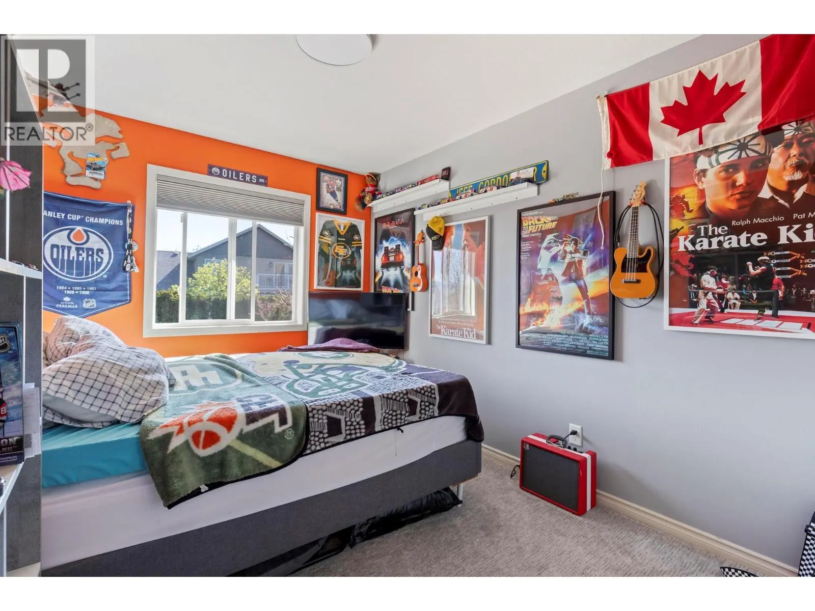 4945 South Ridge Drive